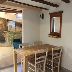 Manueta Apartment